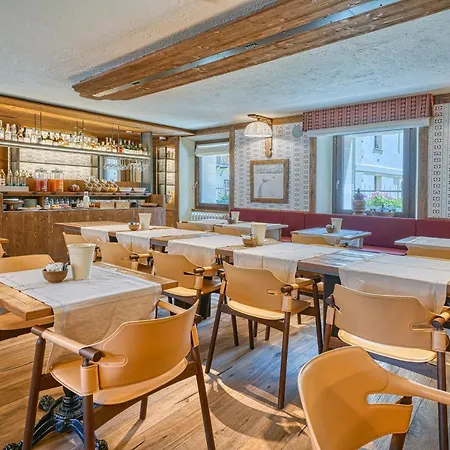 Du Grand Paradis - 1899 Boutique