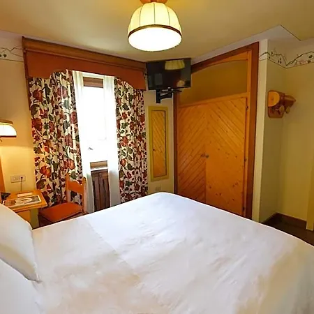 Du Grand Paradis - 1899 Boutique 3*