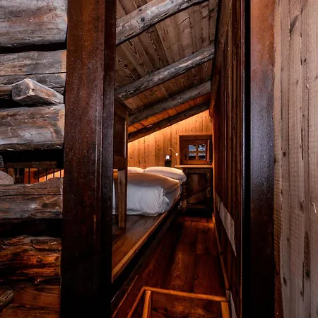 Du Grand Paradis - 1899 Boutique