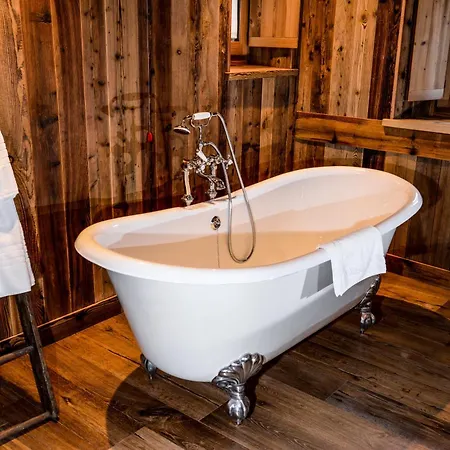 Du Grand Paradis - 1899 Boutique