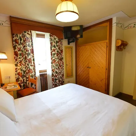Du Grand Paradis - 1899 Boutique Hotell