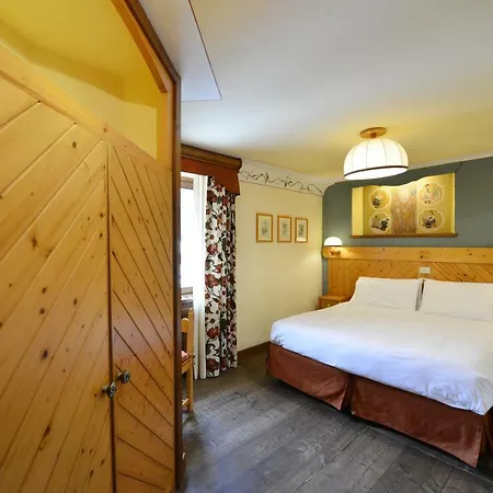 Du Grand Paradis - 1899 Boutique 3* קונייה